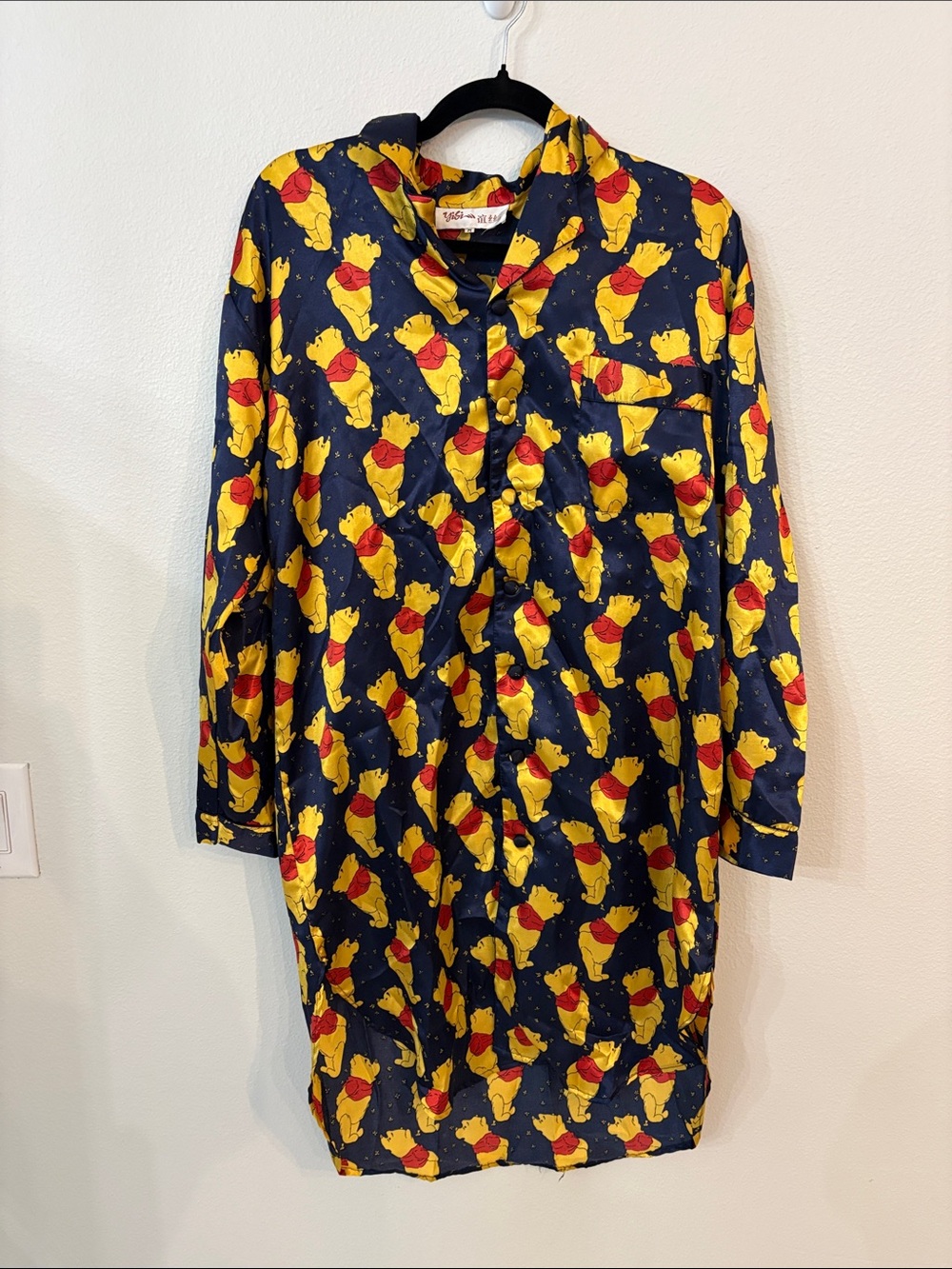 Vintage Winnie the Pooh Sleep Shirt by Yisi - Size M
